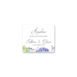 tischkarte hochzeit vintage logo monogramm blumenkranz hortensien kirschblüten blau grün creme hochzeitsgrafik onlineshop papeterie